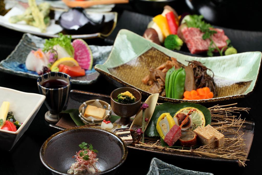 Kurokawa Onsen Yama No Yado Shinmeikan ميناميوغوني المظهر الخارجي الصورة
